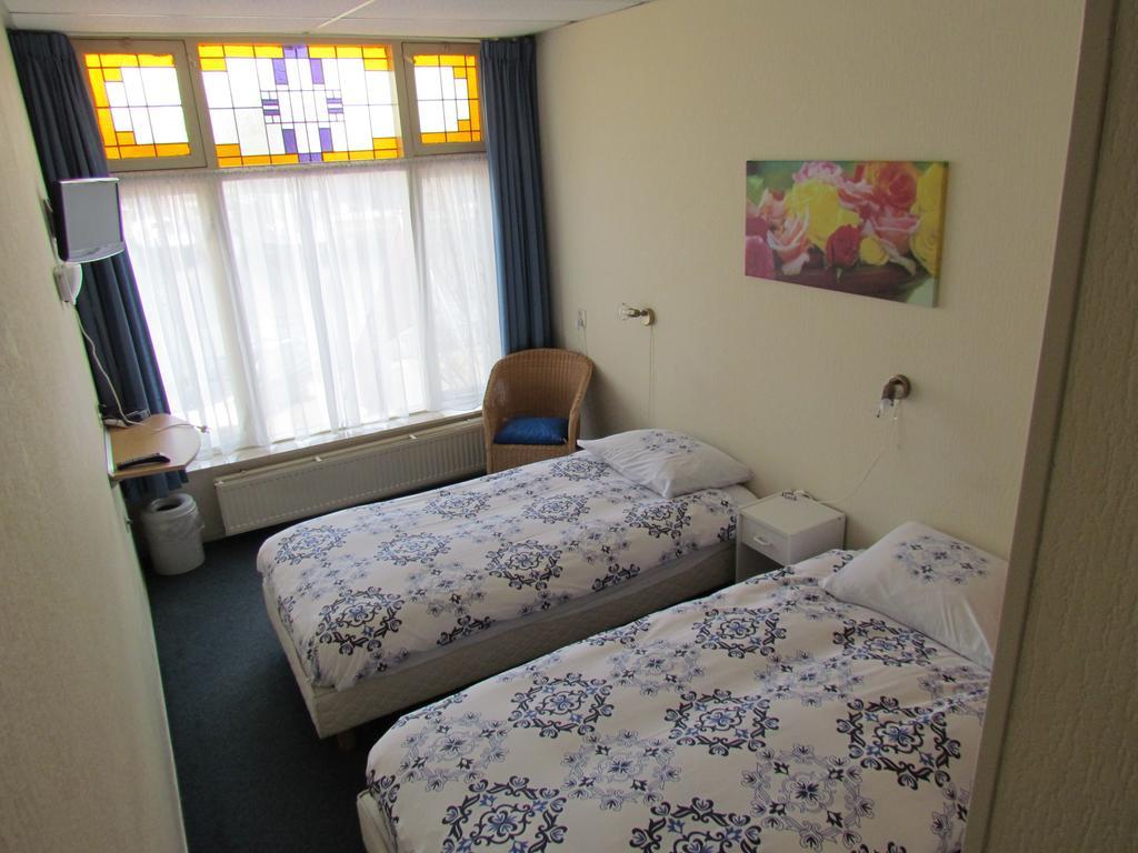 Hotel Cafe Woud Den Helder Exteriör bild